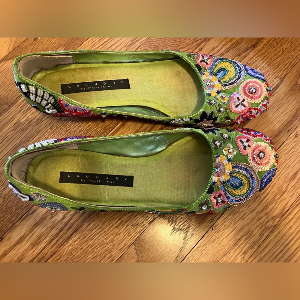 Laundry by Shelli Segal Multicolor Embroidered Flats